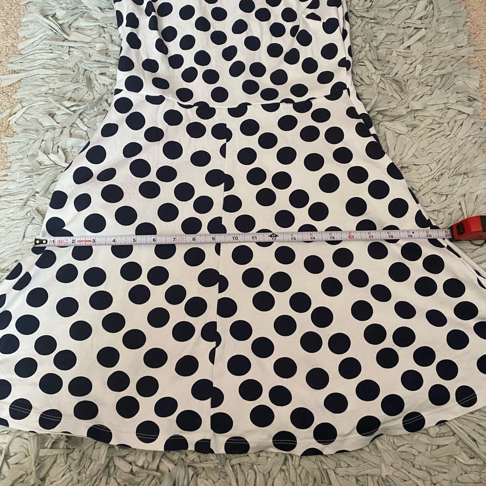 Cute White and Navy Midi dress - Picture 14 of 15